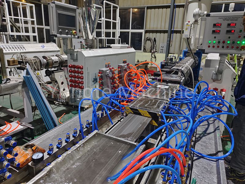 Makineri plastike Yongte: Transformimi i plastikës së mbeturinave, një fitore për mbrojtjen dhe përfitimet e mjedisit