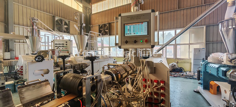 Makina e Profilit WPC e testuar për klientin e Afrikës së Jugut