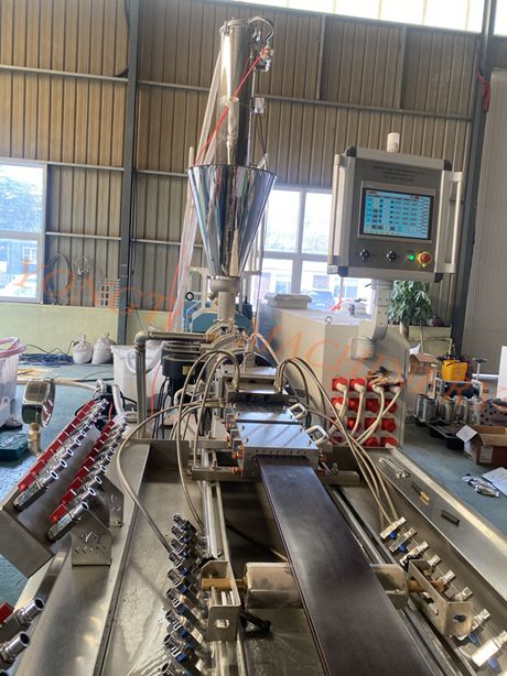 Makineri plastike Yongte: Drejtimi i industrisë së dyshemesë WPC në lartësi të reja